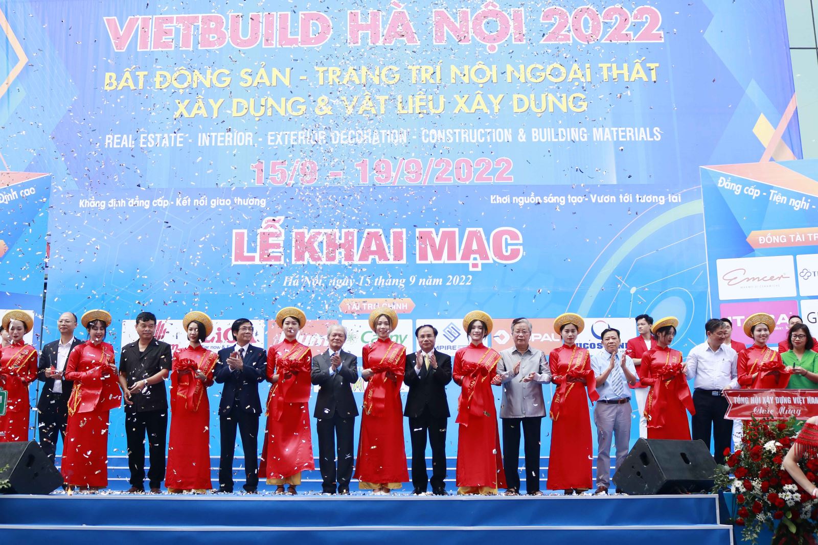 khai-m-c-tri-n-l-m-qu-c-t-vietbuild-h-n-i-2022